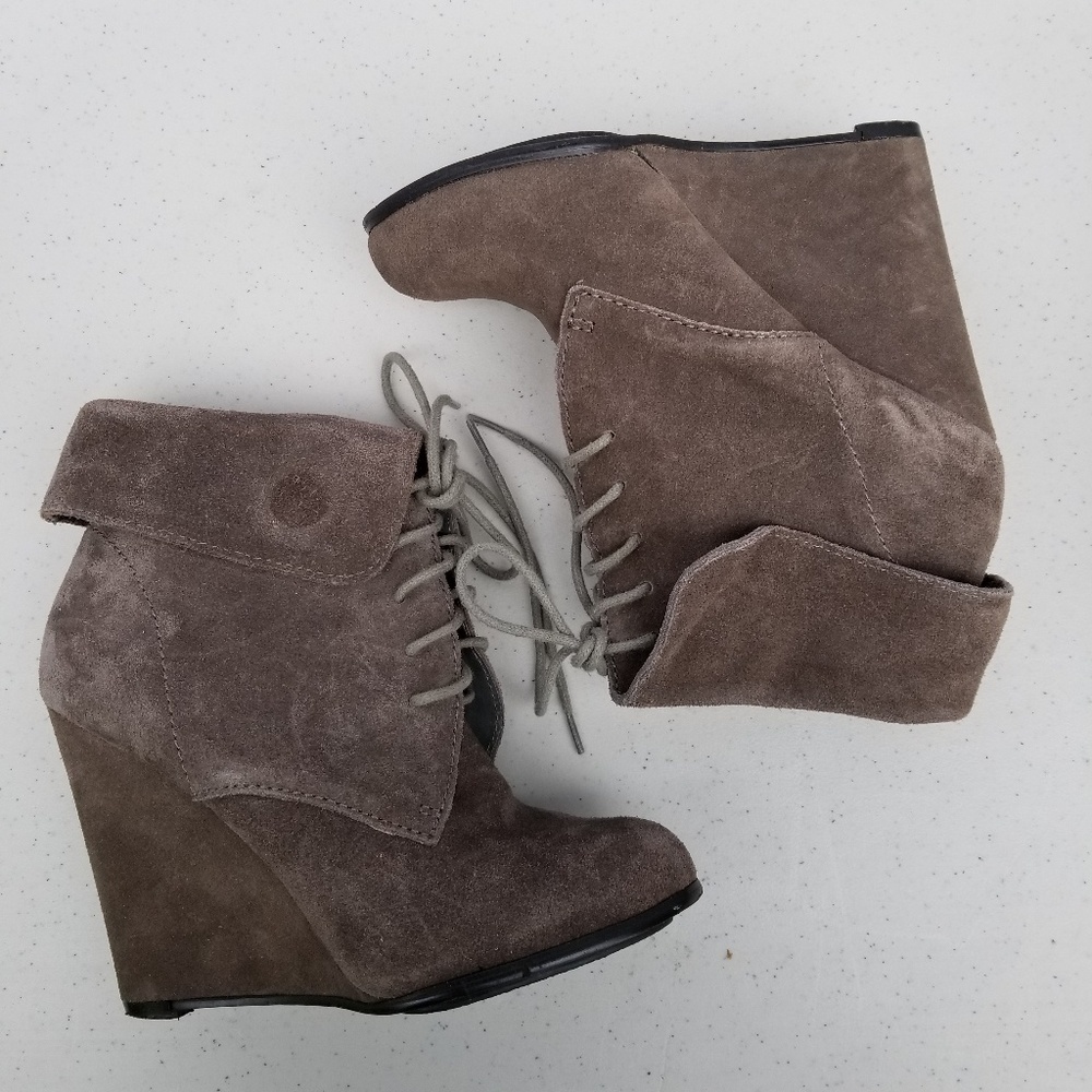 Very Volatile Twain grey suede wedge booties